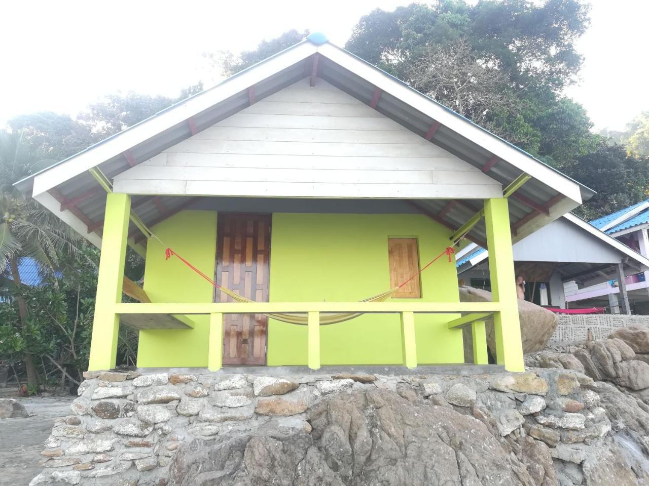 Lae Tawan Bungalow Koh Chang Ranong Room photo